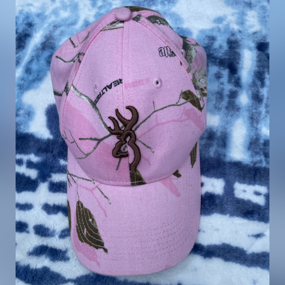 Women's embroidered Browning deer hunting pink camo adjustable hat